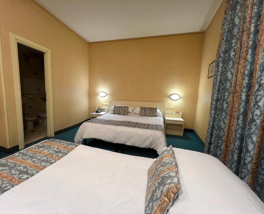 Hotel Patria Róma Kültér fotó