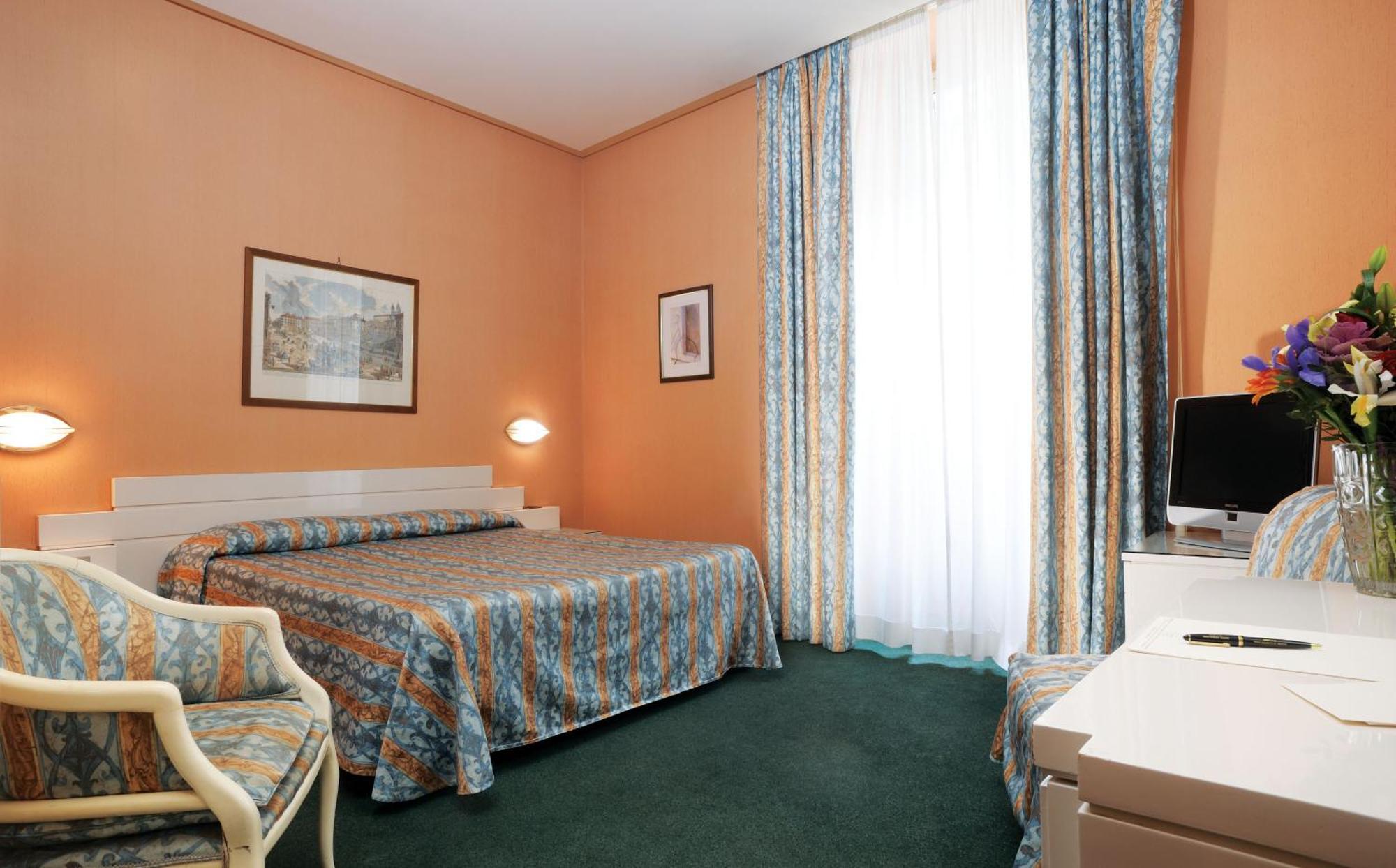 Hotel Patria Róma Kültér fotó