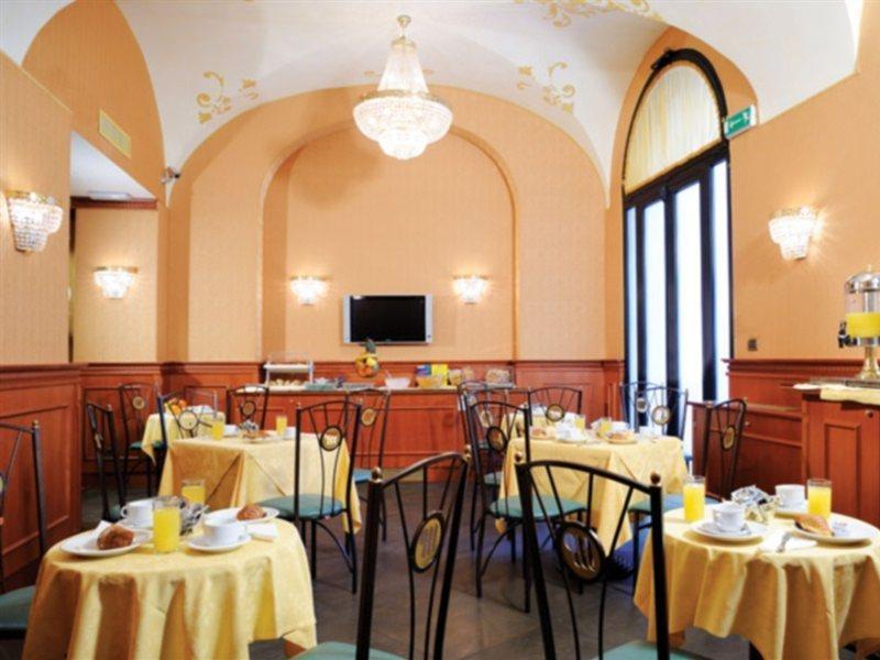 Hotel Patria Róma Kültér fotó